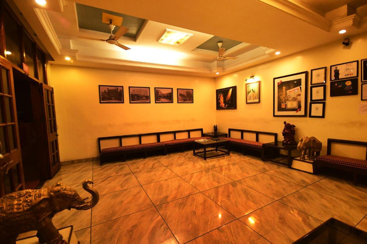 Hotel Opal โกลฮาปูร์ ภายนอก รูปภาพ